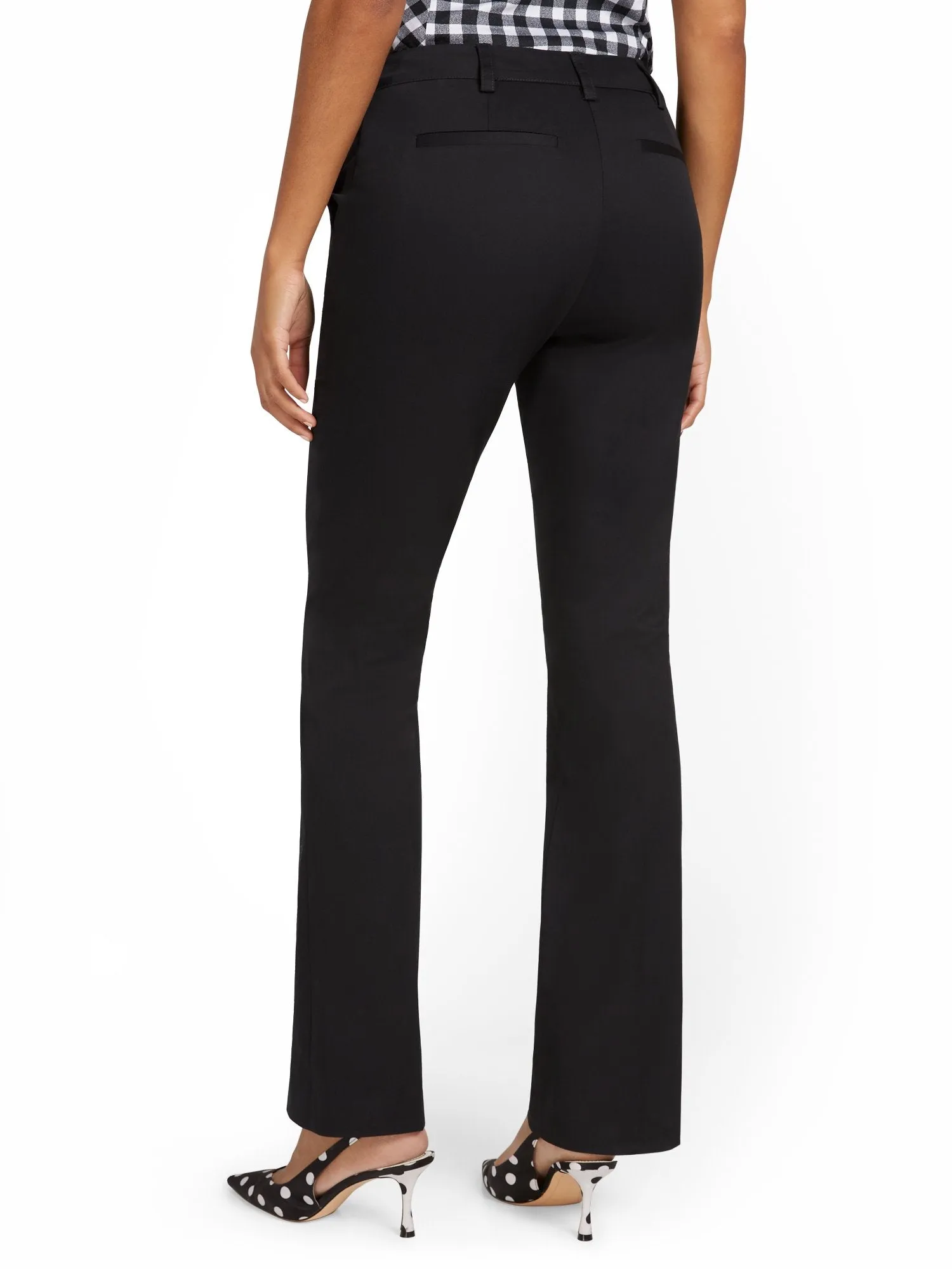 Petite Mid-Rise Bootcut Pant