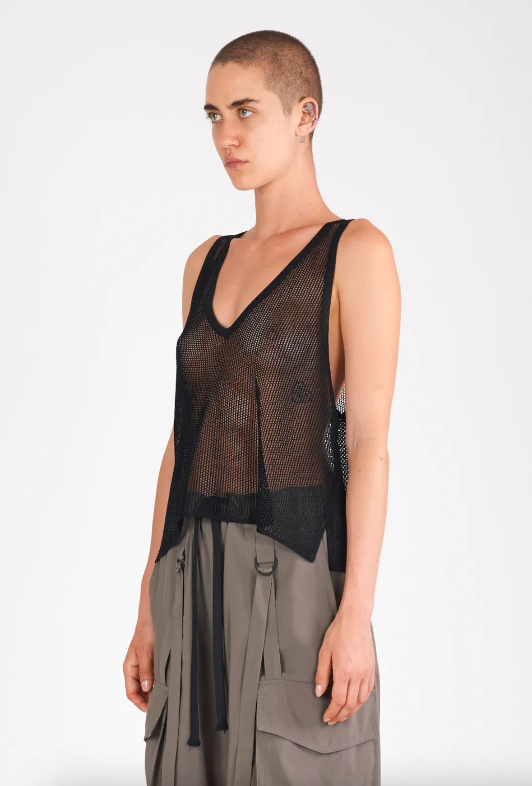 Shiny Viscose Mesh V Neck Tank - Black